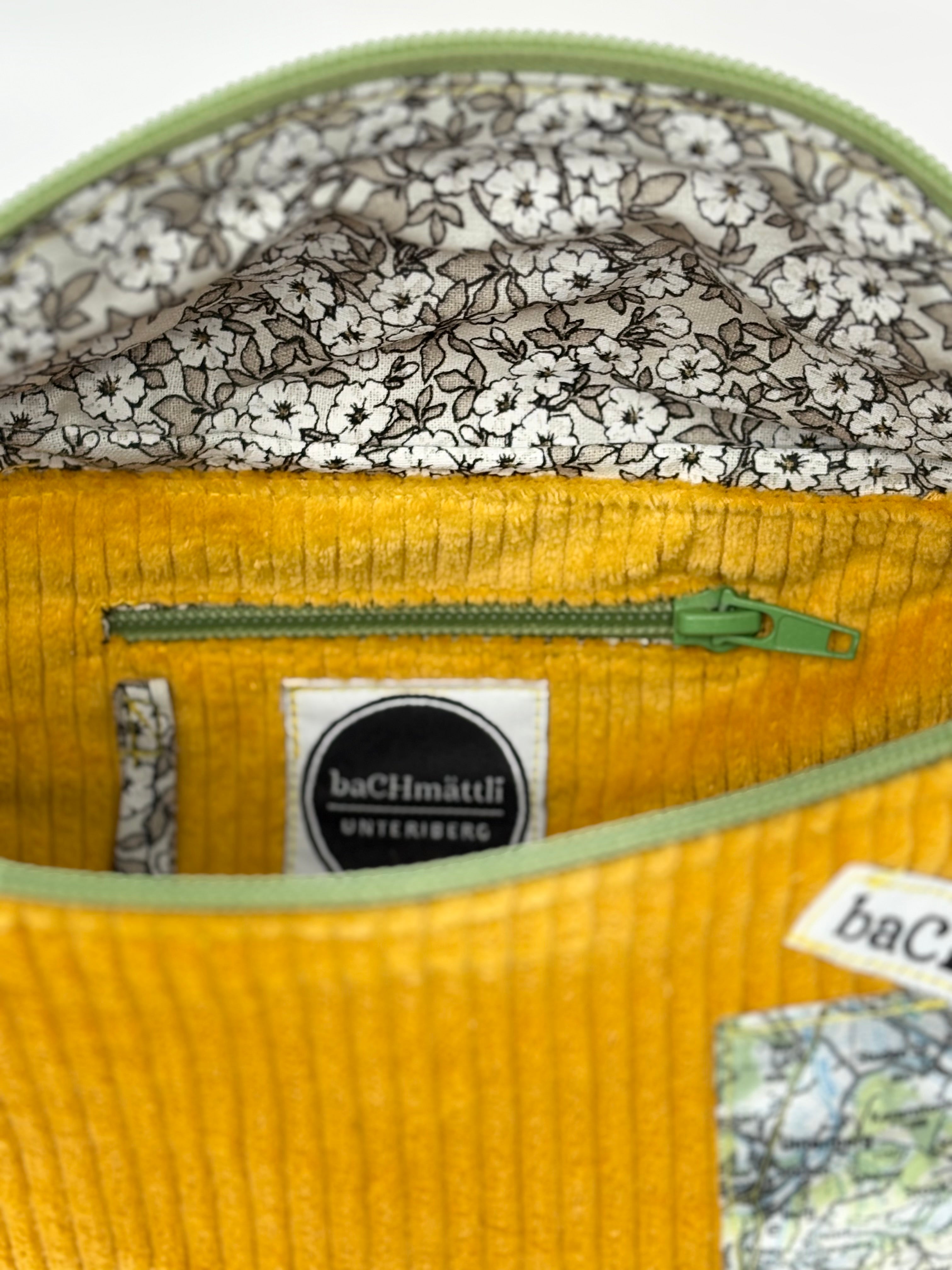 ✨ Bauchtasche Sunny Cord – Mustard x Forest Green ✨
