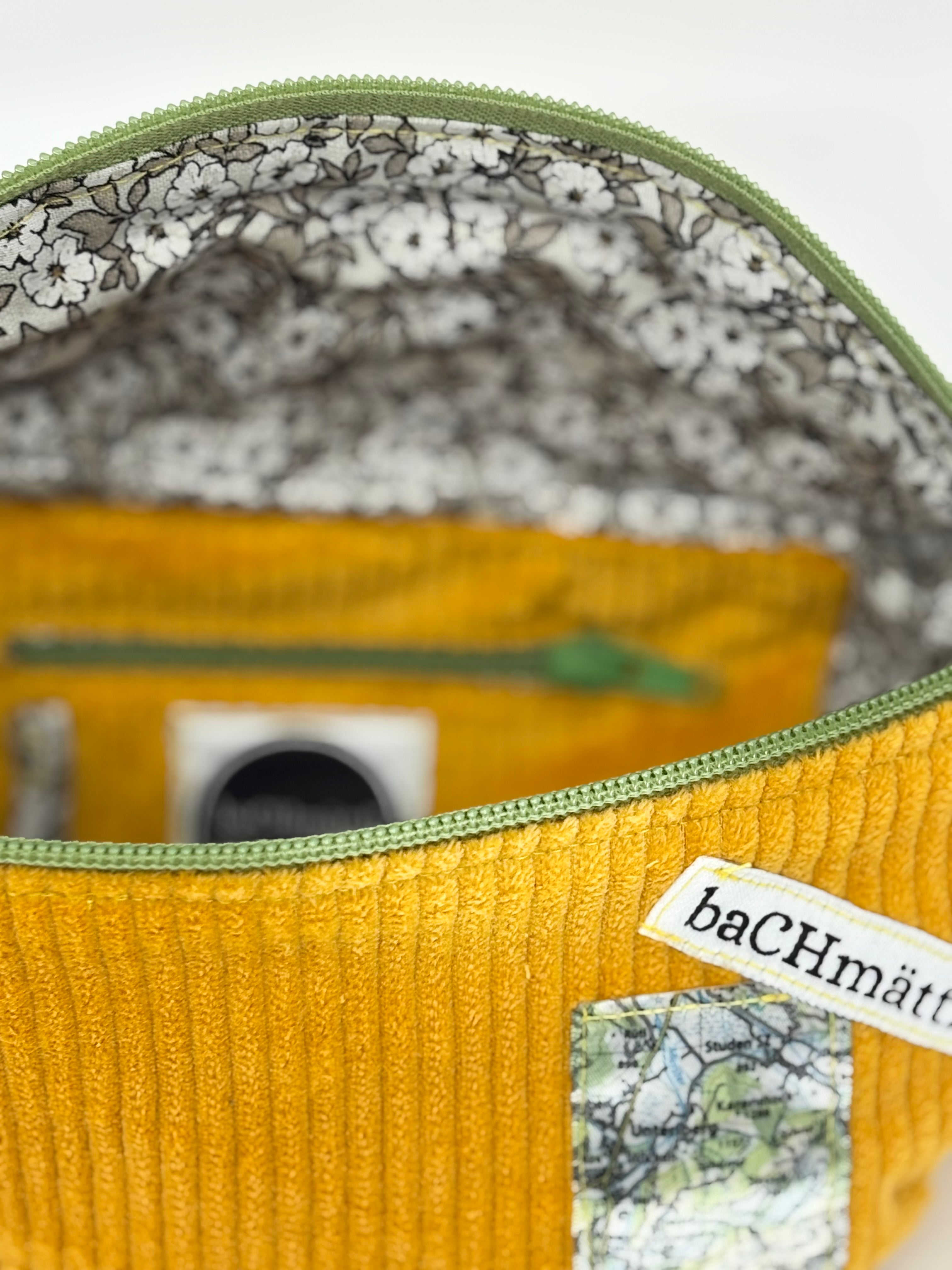 ✨ Bauchtasche Sunny Cord – Mustard x Forest Green ✨